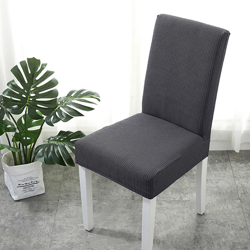 Funda de silla de comedor repelente al agua, Gris, colocada en una silla